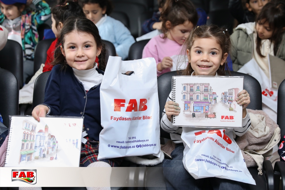 Avropa Azərbaycan Məktəbinin beşinci şagird qrupu FAB Boyada